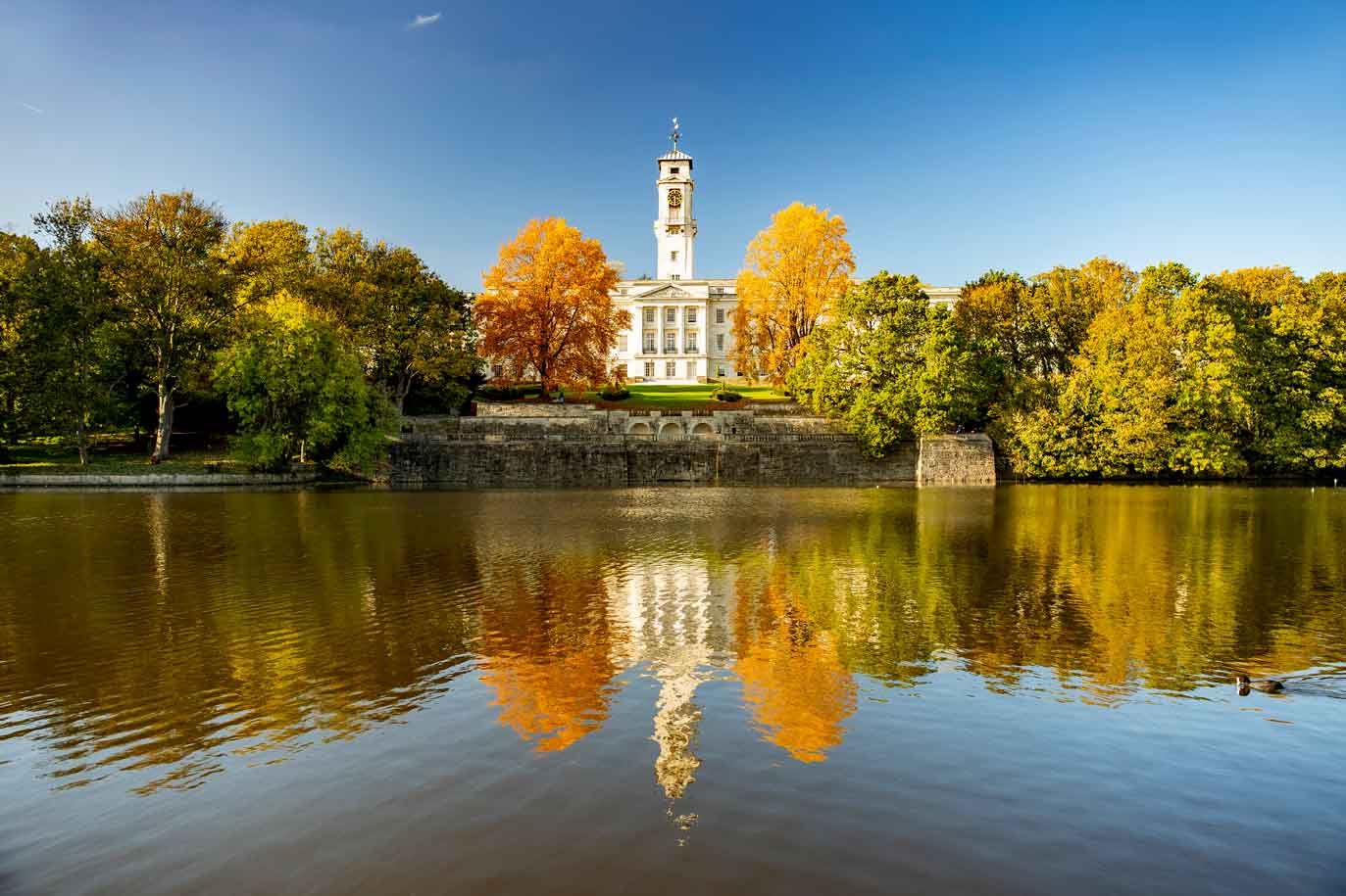 Scenic view of a landmark near the river in Nottingham – Contact Prime